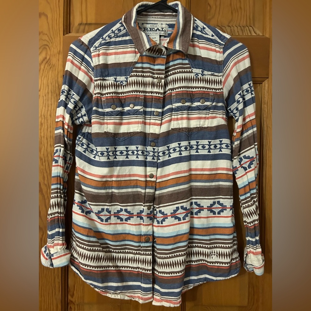 Women’s Ariat Button Up